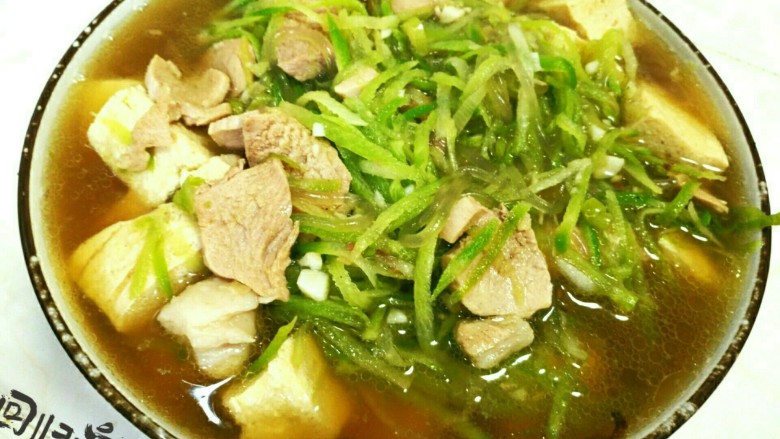 萝卜丝豆腐汤春意绿