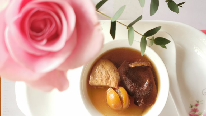 陈皮金桔雪梨瘦肉汤化痰止咳理气