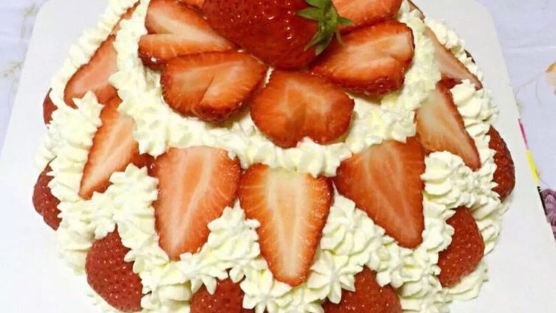 草莓炸弹慕斯蛋糕独家配方