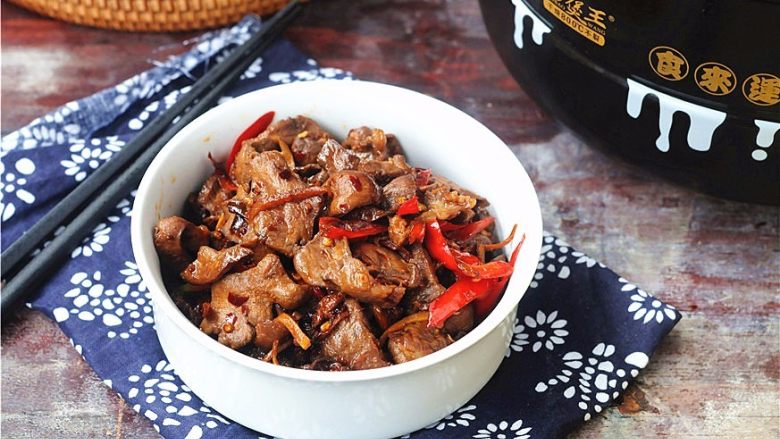 无肉不欢干烧猪心