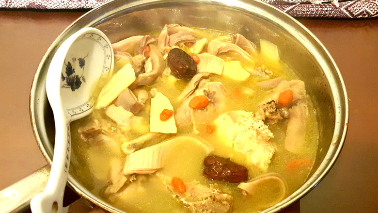 暖心又暖胃猪肚鸡