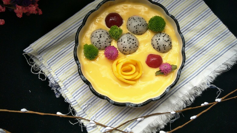 网红甜点DIY家庭手做芒果花思慕雪碗