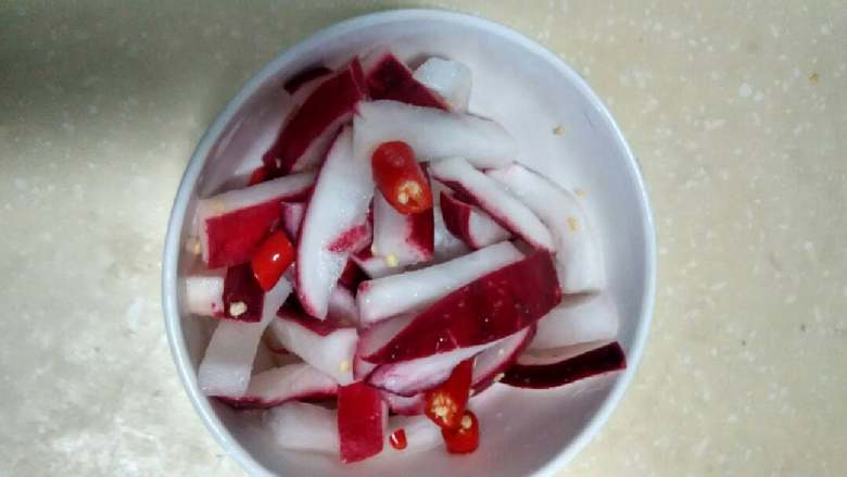 韩式白醋泡萝卜