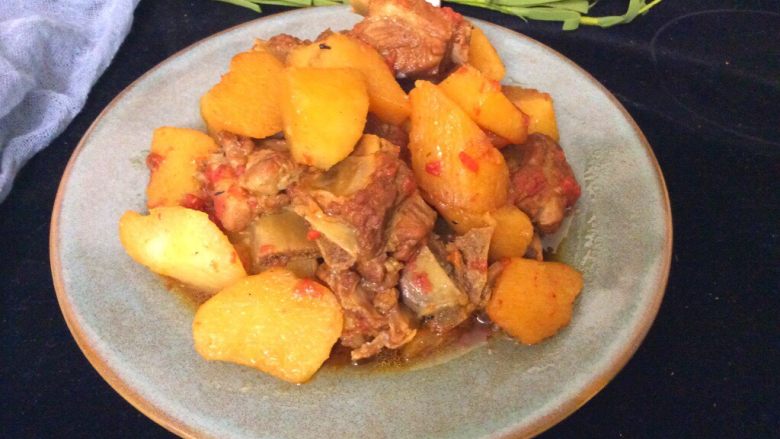 了不起的小番茄番茄山药炖排骨