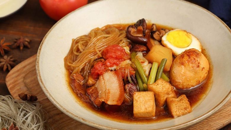 深夜食堂里的招牌菜一道温暖人心的大锅菜