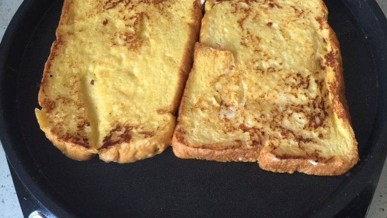 鸡蛋牛奶面包吐司