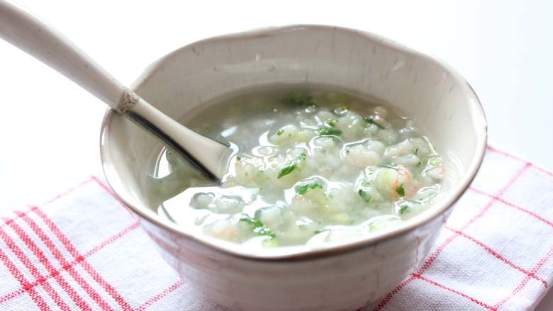 鲜虾蔬菜粒粒面适合11个月龄以上的宝宝