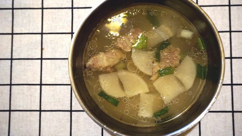 新锅入伙之萝卜排骨汤