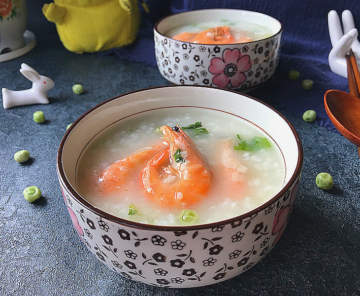 电饭煲蔬菜海鲜粥