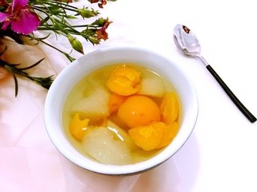 雪梨枇杷羹咳嗽时的一味良药