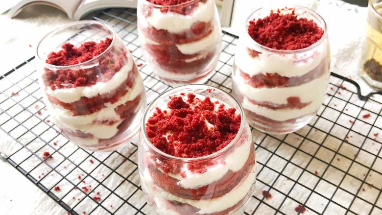 红丝绒杯子蛋糕ukoeo风炉制作