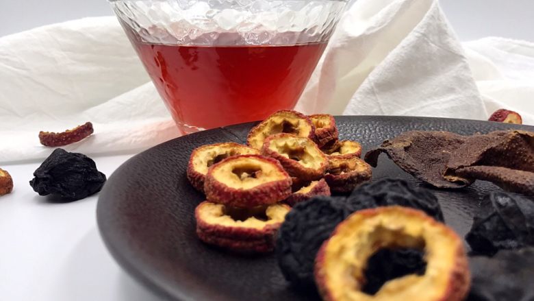 酸甜滋味正宗酸梅汤冷饮