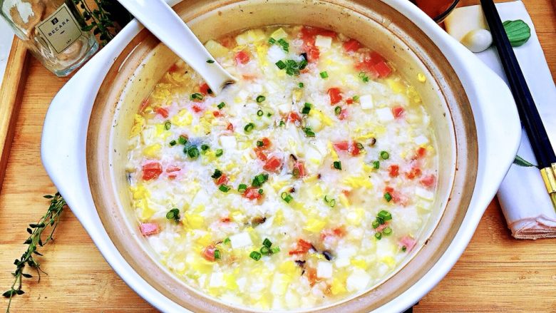 剩米饭的华丽转身香菇咸肉白菜粥