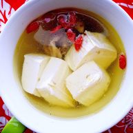 吃豆腐西洋参鸡汤豆腐花样豆腐