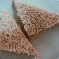 宝宝辅食青豆鸡蛋三明治