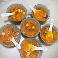 木瓜桂圆红枣燕窝羹