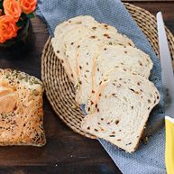 面包机版红枣果仁面包