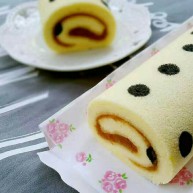 枇杷果酱波点蛋糕卷