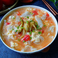 懒人料理番茄鸡蛋疙瘩汤