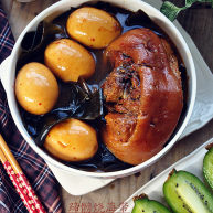 醇厚家味蹄髈烧海带