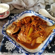 红烧鲳鱼焖茄条