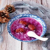 紫薯红枣银耳汤电饭煲版