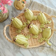 蹦蹦跳的小蛙花样馒头