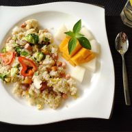 红肠洋葱暖心炒饭