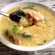 皮蛋瘦肉粥