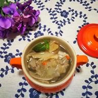 一碗汤海底椰龙骨煲鳄鱼肉