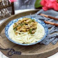 劳动最光荣青椒肉丝打卤面