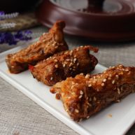 健康美味的无烟烧烤砂锅烤排骨