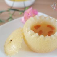 冰糖雪梨炖燕窝