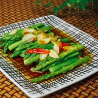 蚝油百合汇芦笋