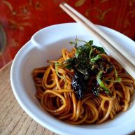 一个人也要好好吃饭葱油勾魂面