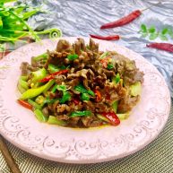 年味团圆泡椒鸭胗