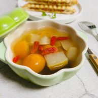 冰糖雪梨金桔糖水