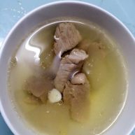 雪梨川贝瘦肉汤