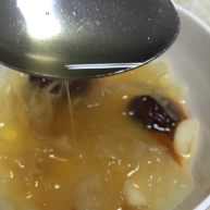 银耳百合红枣莲子羹