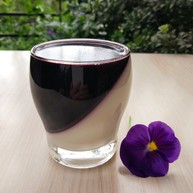 桑椹纯酸奶慕斯杯