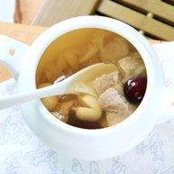 莲子百合炖瘦肉